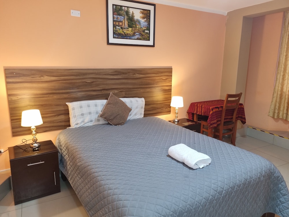 Hotel Los Nogales by null