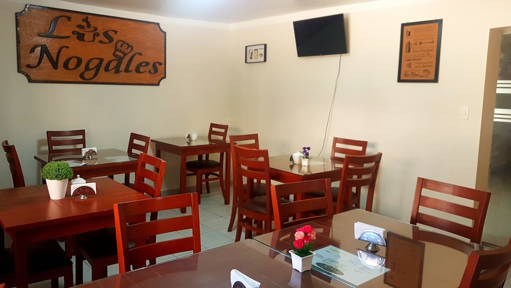 Hotel Los Nogales by null