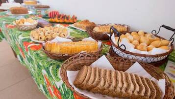 Bữa sáng buffet