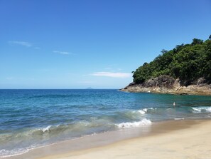 Beach nearby - Pousada Tartarugas de Pauba (São Sebastião)