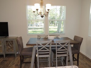 Condo, 4 Bedrooms | Private kitchen