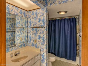 Bathroom - Anchorage II #101 Ocean Front (Myrtle Beach)