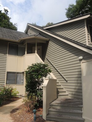 Condo, 2 Bedrooms | Exterior