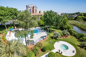 公寓式客房, 3 间卧室 | 泳池 | 室外游泳池