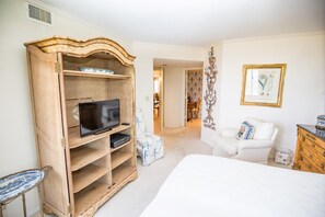 Room - Maisons-sur-mer #608 Ocean Front (Myrtle Beach)