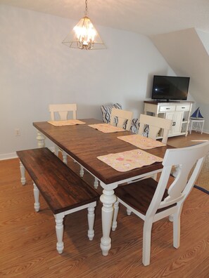Condo, 2 Bedrooms | Private kitchen