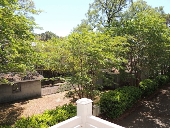 Condo, 2 habitaciones | Balcón