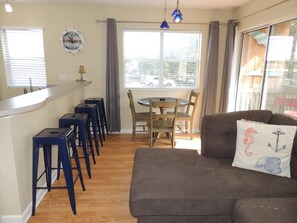 Appart'hÎtel, 2 chambres | Salle de séjour