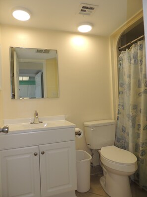 Bathroom - The Palms Resort #tp1502 (Myrtle Beach)