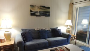 Condo, 2 habitaciones | Sala de estar