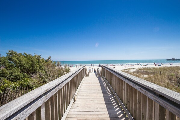 Condo, 3 Bedrooms | Beach | On the beach - Brighton Towers #910 Ocean Front (Myrtle Beach)
