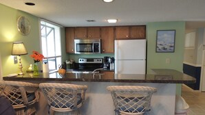 Condo, 2 Bedrooms | Private kitchen