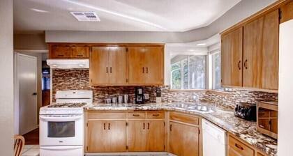 Scenic Wonders Lazy Bear Lodge 4 Bedroom