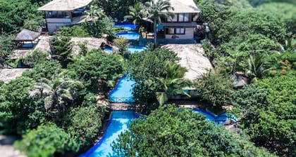 Resort Sombra e Água Fresca