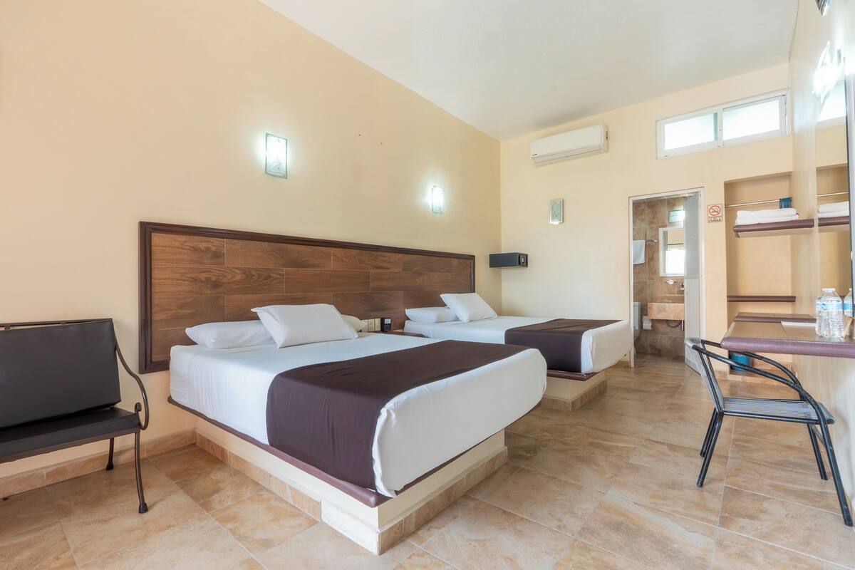 Economy Double Room | Iron/ironing board (on request), free WiFi, individually furnished