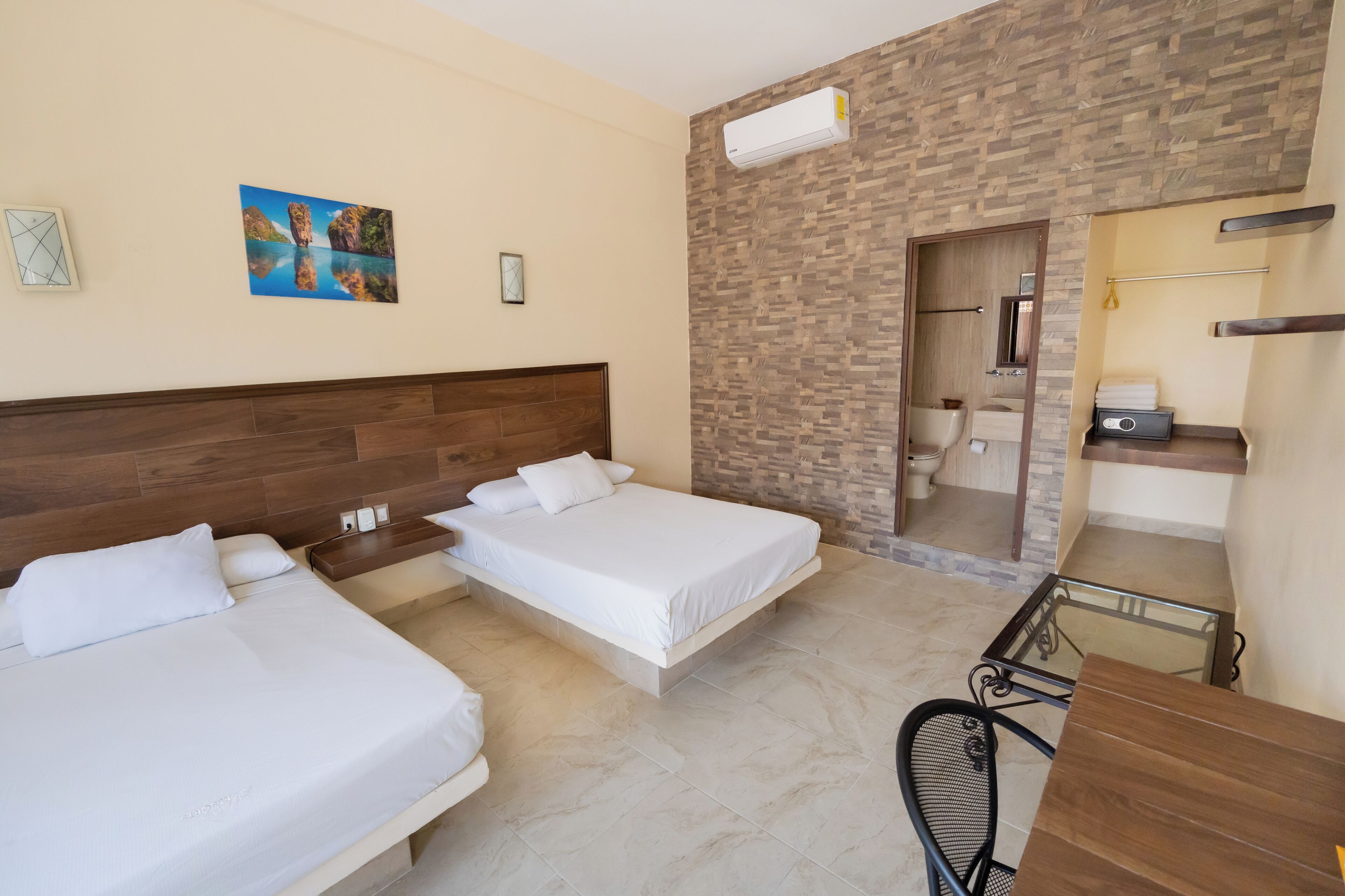 standard room | 1 bedroom, individually furnished, iron/ironing board, free wifi