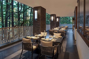 Breakfast, lunch and dinner served - Hyatt Regency Dharamshala Resort (Dharamshala)