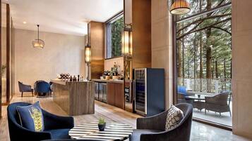 Lobby lounge