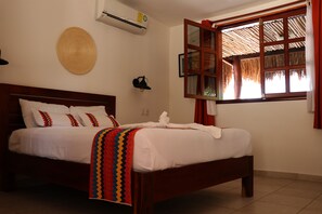 In-room safe, iron/ironing board, free cots/infant beds - Poza Clara Sanctuary Hotel (Bacalar)