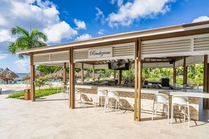 4 bars/lounges - Dreams Curacao Resort, Spa & Casino - All Inclusive (Willemstad)