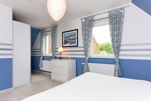 1 bedroom, WiFi, bed sheets - Apartment upstairs - House Cape Horn (Neuharlingersiel)