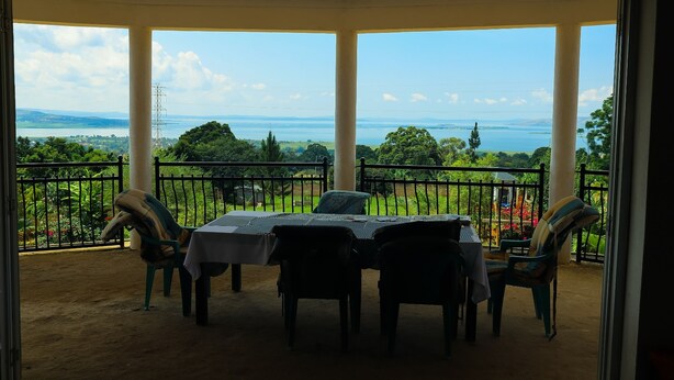 Studio, 1 Double Bed | Balcony - The White House (Jinja)