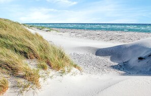 Beach nearby - Awesome home in Ebeltoft with WiFi (Ebeltoft)