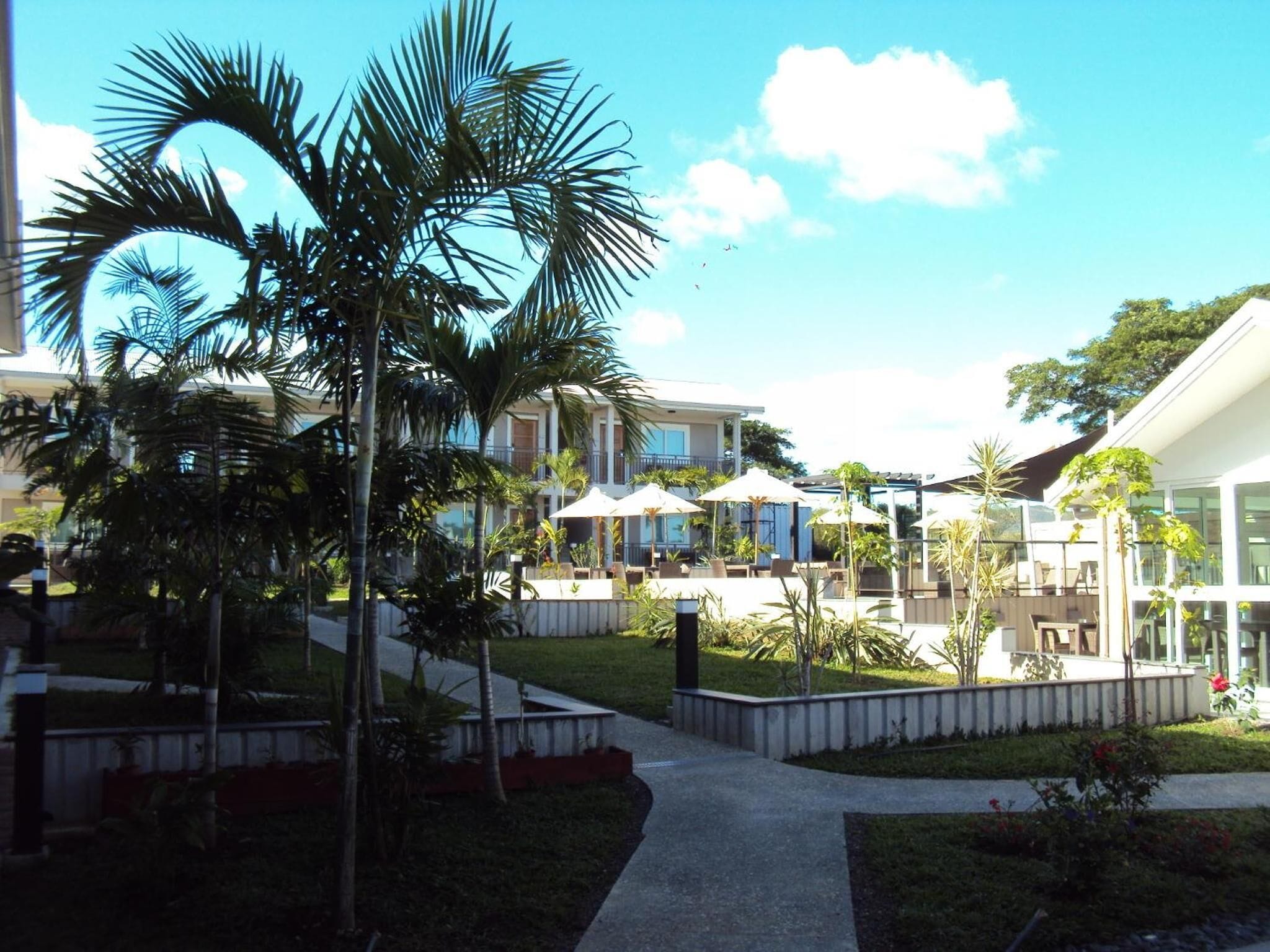 المنطقة المحيطة بالمنشأة