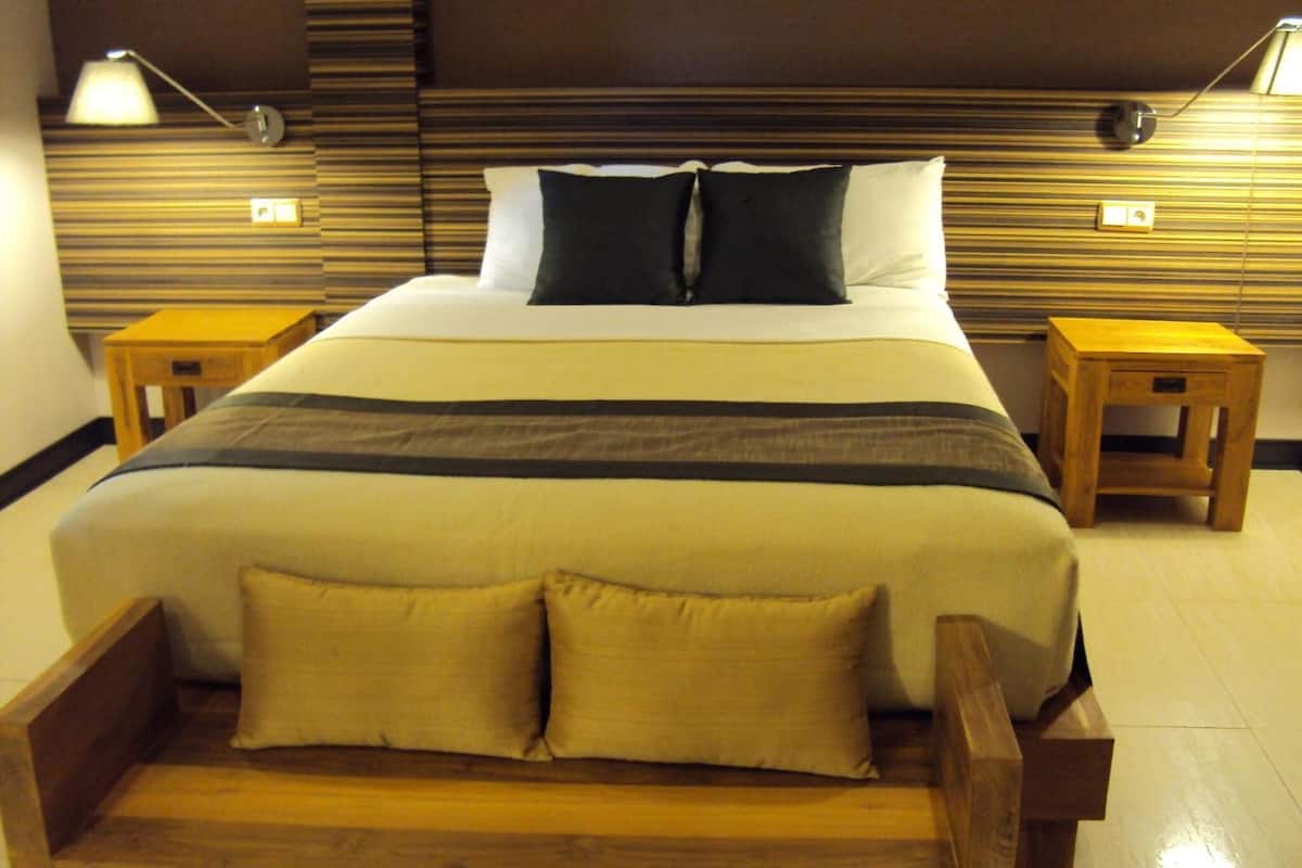 soundproofing, rollaway beds, free wifi, bed sheets