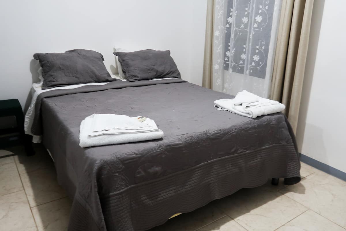 Economy Double Room, Non Smoking, Ensuite | Free WiFi, bed sheets