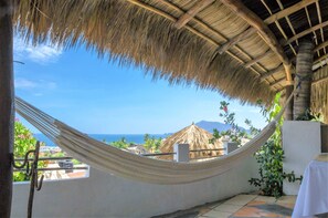 Panoramic Room | Terrace/patio - Casa Artista BnB Manzanillo (Manzanillo)