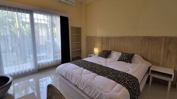Superior Room | Desk, laptop workspace, free WiFi, bed sheets