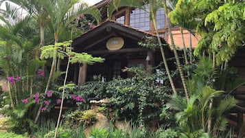 Fachada da propriedade