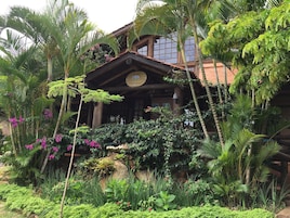 Konaklama yerinin ön cephesi