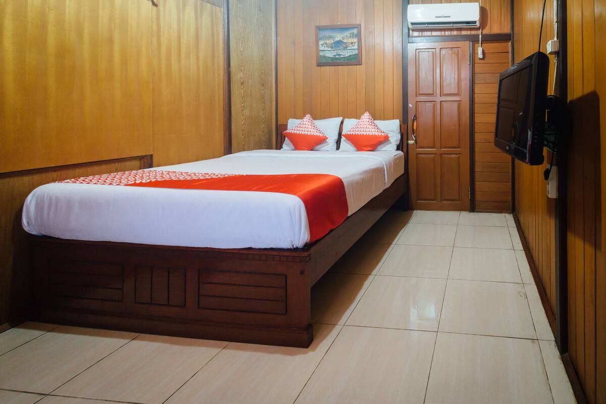 Quarto casal standard | Wi-Fi de cortesia, roupa de cama
