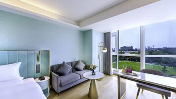 Deluxe Double Room | 1 bedroom, down comforters, memory foam beds, minibar