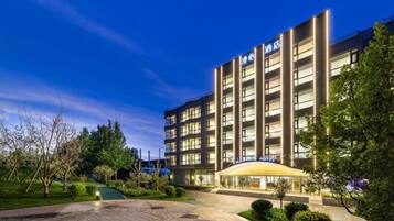 Front of property – evening/night