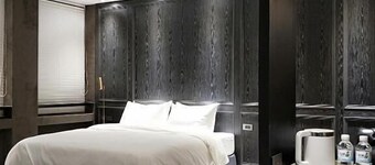 Small Hotel