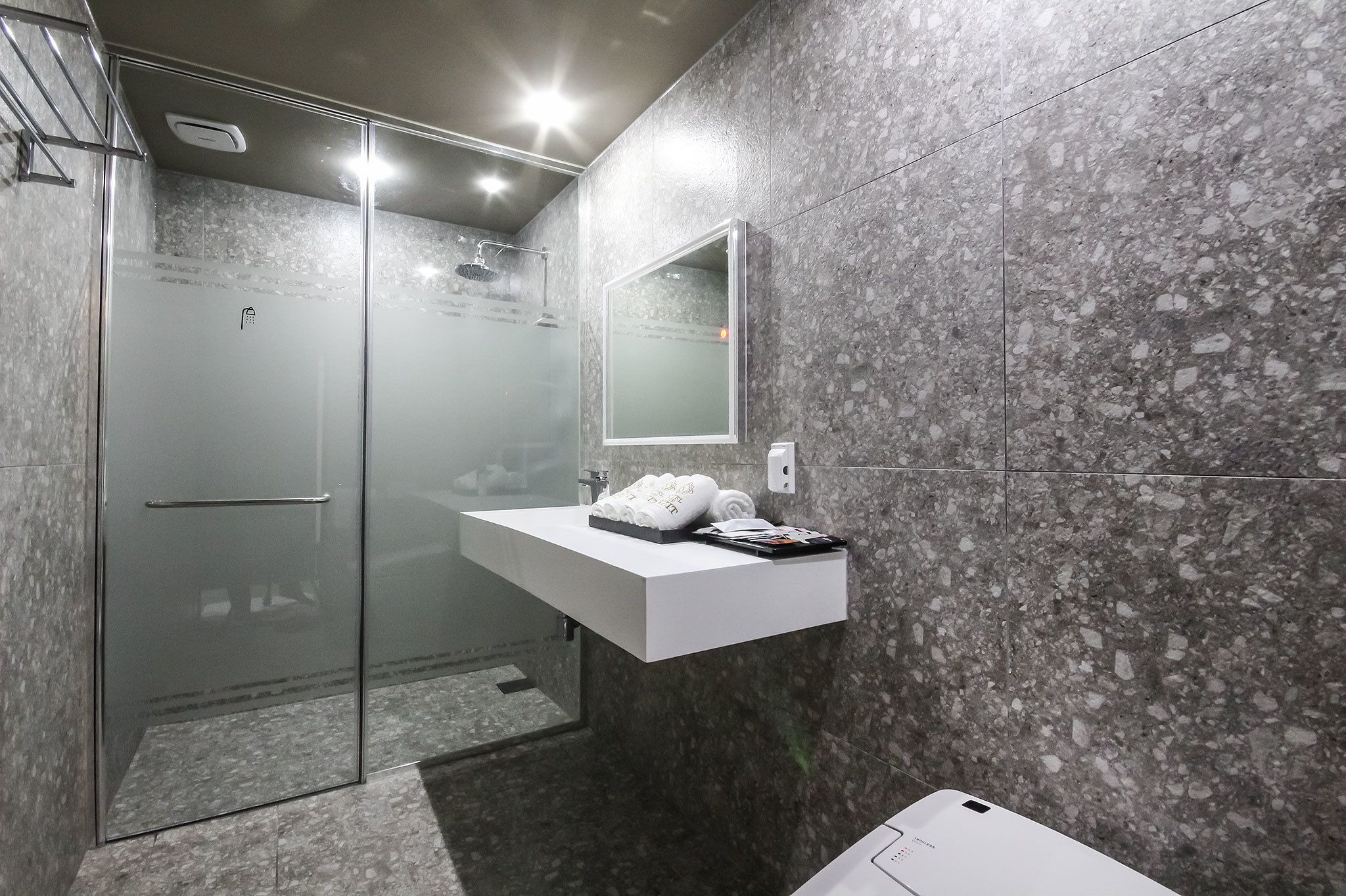 premium twin room | bathroom | free toiletries, hair dryer, bathrobes, slippers