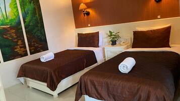 Superior Room | Desk, WiFi (free), individually decorated, individually furnished