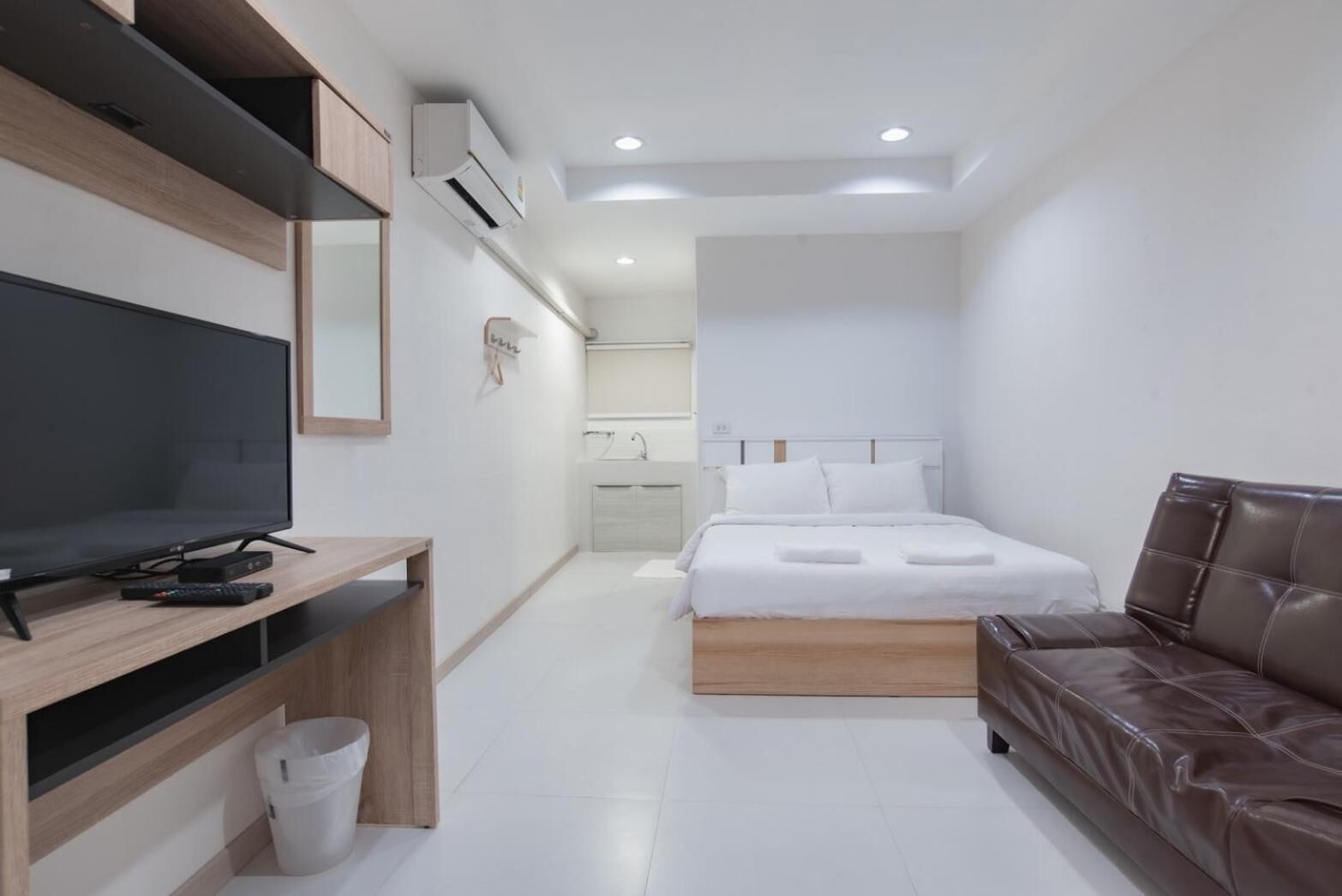 مكتب وواي فاي مجانًا