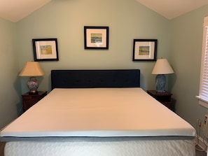 1 bedroom, travel crib, free WiFi, bed sheets - North Wildwood Beach Cottage (North Wildwood)