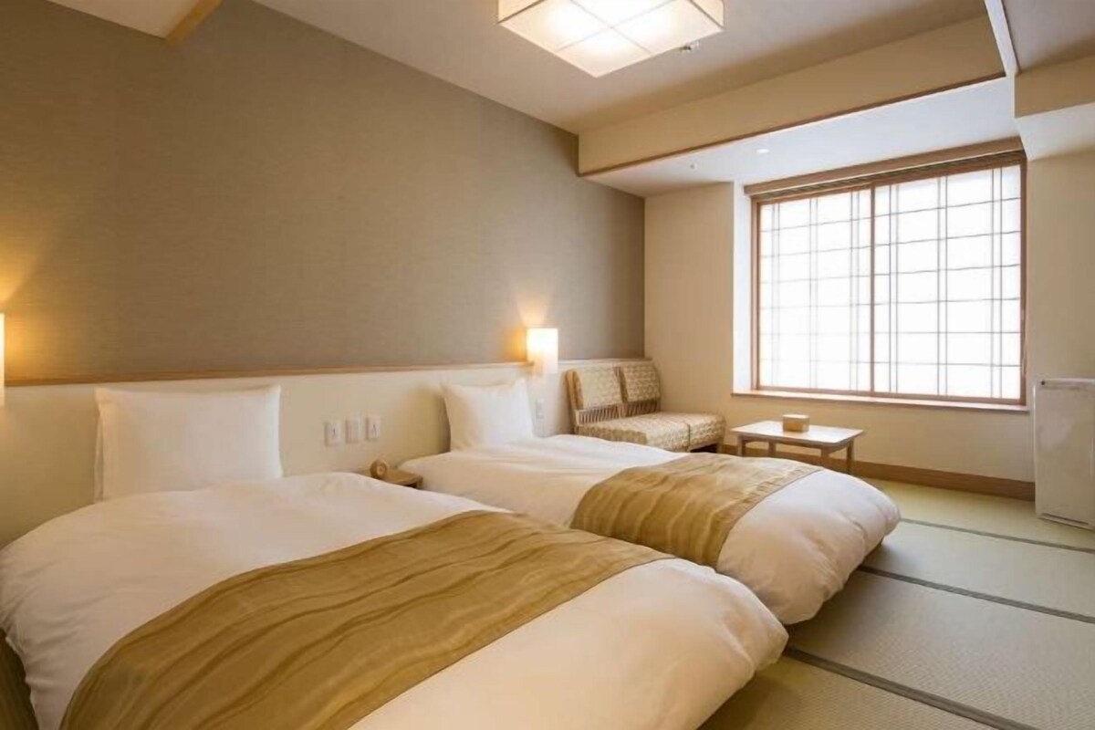 In-room safe, desk, free WiFi, bed sheets