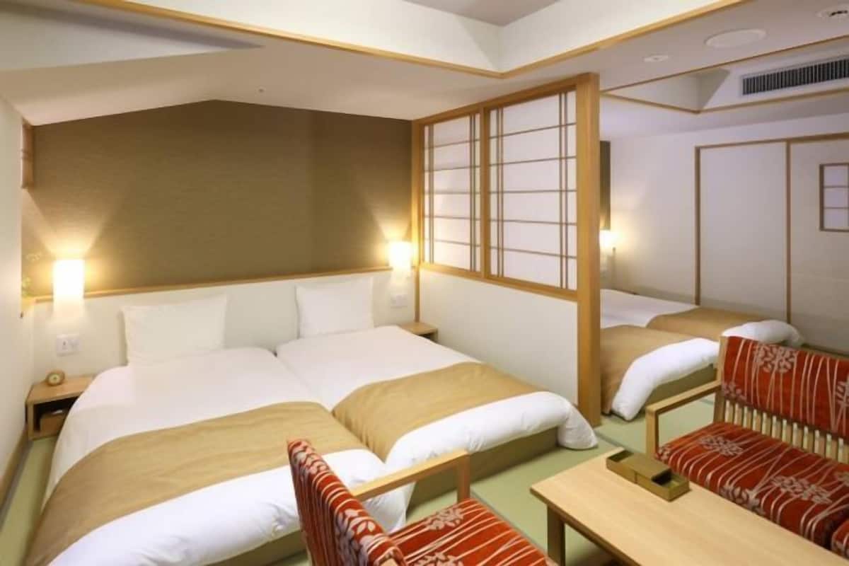 1 bilik tidur, peti besi dalam bilik, meja, Wi-fi percuma
