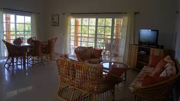 Villa | Living room | 32-inch TV with cable channels