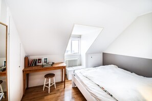 Comfort Apartment, 3 Bedrooms | 3 bedrooms, laptop workspace, cots/infant beds, free WiFi - Apartment M35 (Reykjavik)