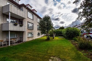 Garden - Apartment M35 (Reykjavik)