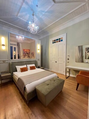 Deluxe Room, 1 Double Bed, Balcony