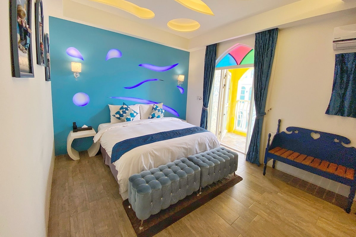 Chambre Double, balcon | Bureau, lits pliants/supplémentaires, Wi-Fi gratuit, draps fournis