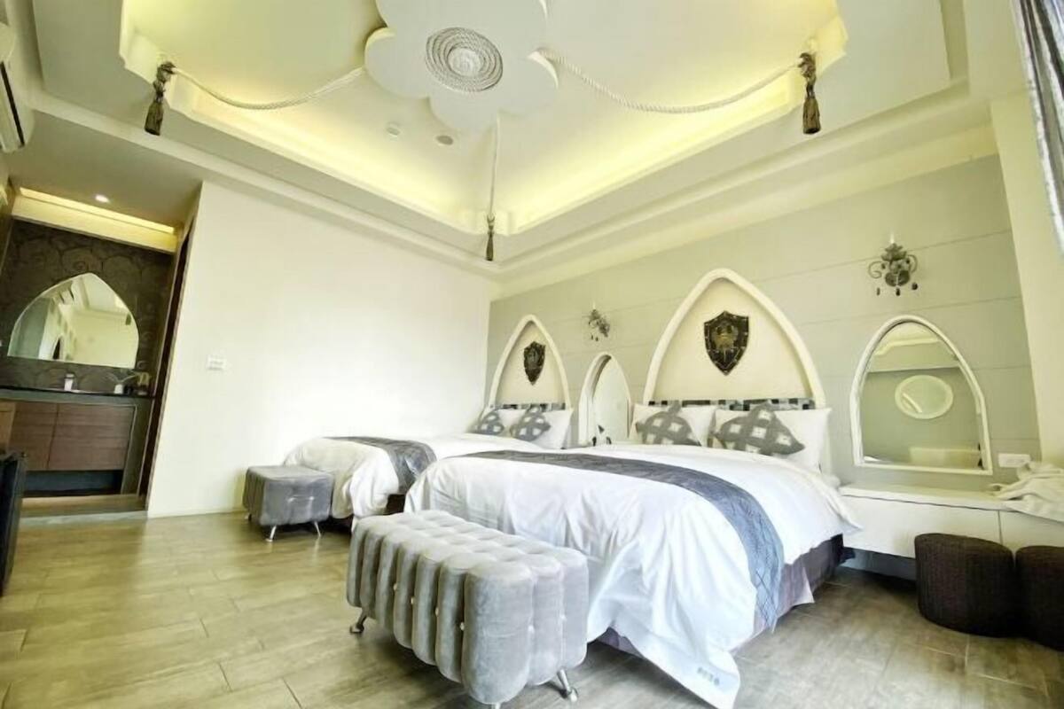 Desk, rollaway beds, free WiFi, bed sheets